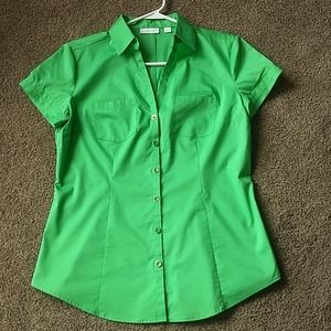 New York‎ and Company Women’s Blouse Size M in green button up